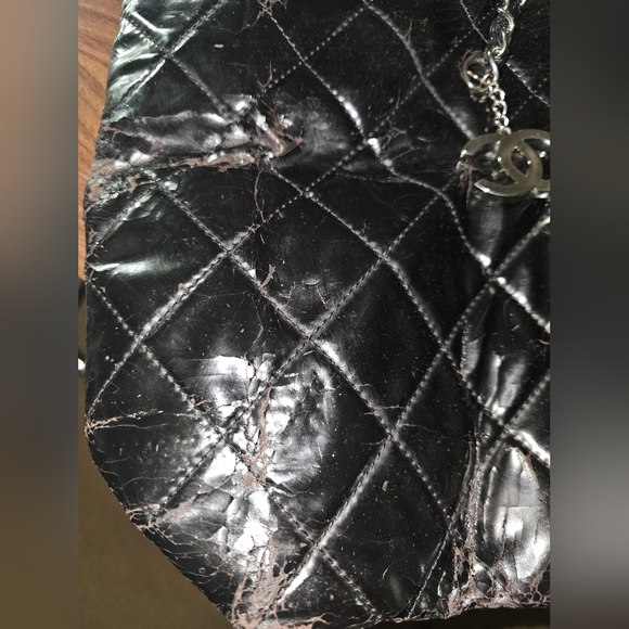 Chanel Large Tote - Picture 2 of 16